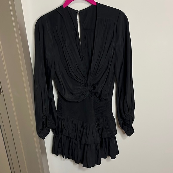 Lelis Ruffle Romper - Picture 2 of 6